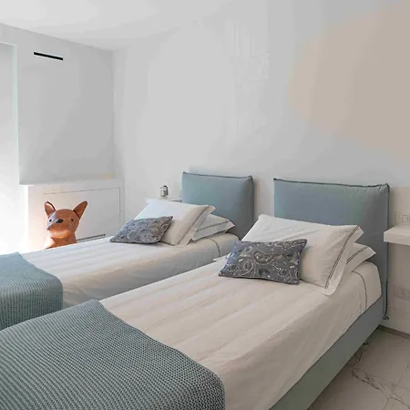 Joy On The * 몰트라지오