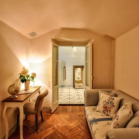 Joy On The 몰트라지오